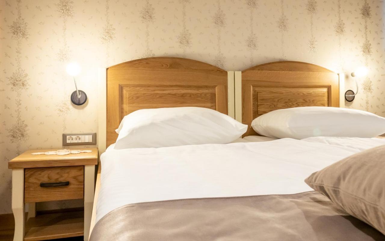 Guest House Pri Cesarju Kamnik Ngoại thất bức ảnh